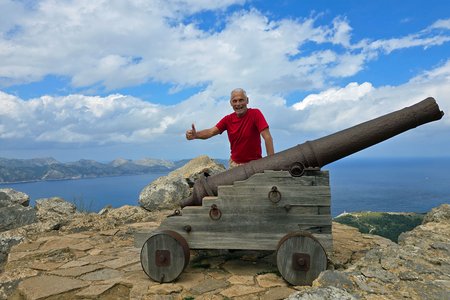 Von der Ermita de la Victòria zur Penya des Migdia, 358 m