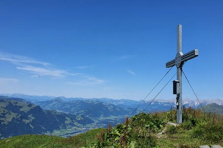 Großer Gebra (2057m) vom Parkplatz Wildalmgraben