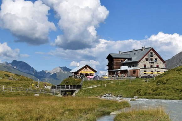 Berghütten & AV-Hütten: Wanderlust mit Komfort