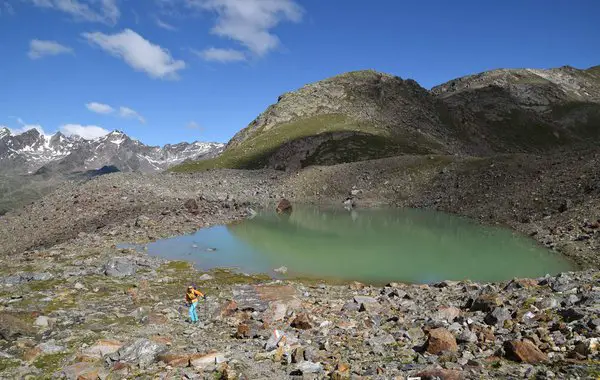 Gelbsee am Fuße des Zufrittferners