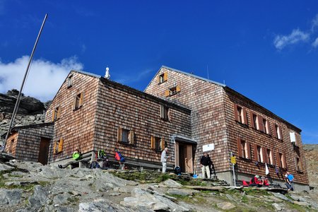 Defreggerhaus am Fuße des Großvenedigers - Virgental
