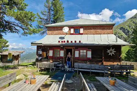 Hohenzollernhaus, 2123 m – Wanderung vom Parkplatz Wildmoos