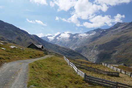 Checkliste Alpenurlaub: Woran Sie unbedingt denken sollten, um die Berge in vollen Zügen zu genießen