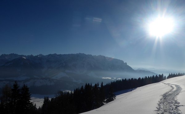 Kaiserwinkl in Tirol –Schneeschuhwandern auf majestätischen Pfaden