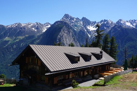 Armelen Hütte, 1747m  - Oetz