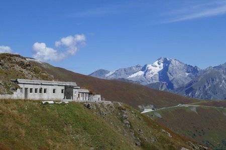 Brenner-Grenzkamm-Runde mit Abfahrt Sandesjöchl