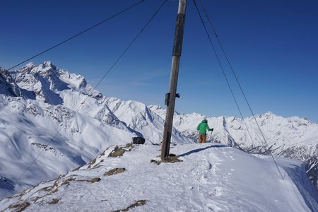 Niederjöchl-Pezinerspitze Überschreitung von Langesthei