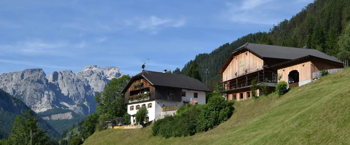 Wunderschöne Bauernhöfe im Campilltal