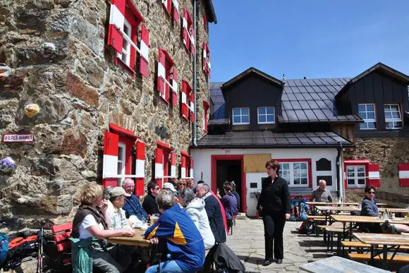 Alle Berghütten in Tirol und Südtirol auf einem Blick