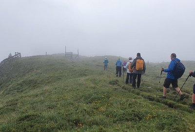 Durch Nebel mit einem Bergwanderführer über die Grenze der Nord- und Südalpen (c) Andreas Pittl