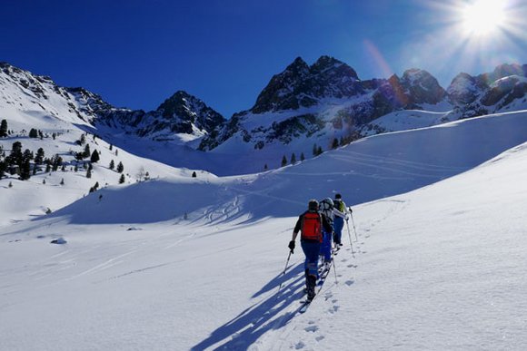Winterwunderland Tirol: Skitouren & Schneeschuhwandern