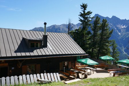 Armelenhütte (1747m) von Piburg