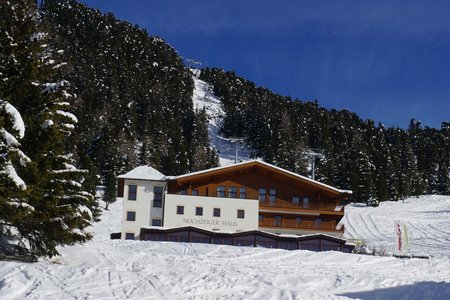 Hochzeigerhaus (1829m) von der Talstation der Hochzeigerbahn