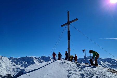 Pezinerspitze (2550m) von Langesthei