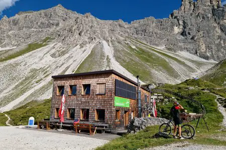 Gschnitzer Tribulaunhütte von Trins