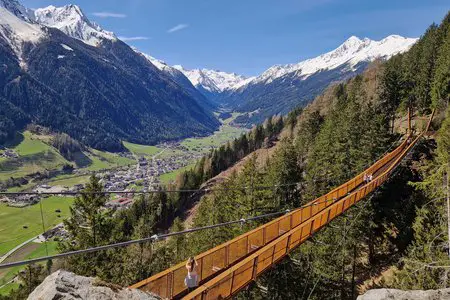 Hängebrücken-Rundwanderung am Sunnseitweg im Stubaital