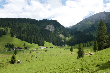Höllensteinhütte – Grieralm Runde von Lanersbach