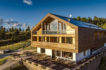 Starkenfeldhütte, 1936m - Rodenecker Alm