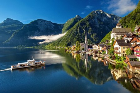 Wohnen in den Alpen – drinnen und draußen Natur pur