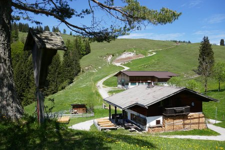 Achentalalm & Georg-Kapelle von Oberau