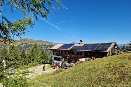 Enzianhütte Zirog vom Brenner Ort