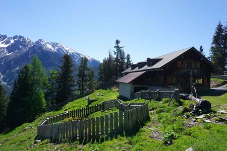Armelenhütte (1747m) – Rundwanderung von Habichen