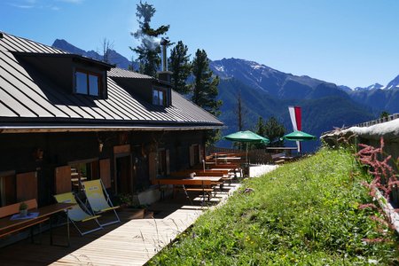 Armelen Hütte von der Area 47