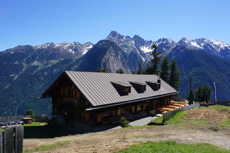 Armelenhütte (1747m) von Tumpen