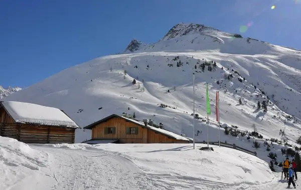 Skitouren-Stützpunkt Schweinfurter Hütte