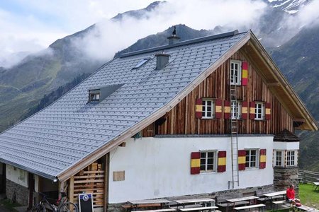 Potsdamer Hütte (2020 m) durch das Fotschertal