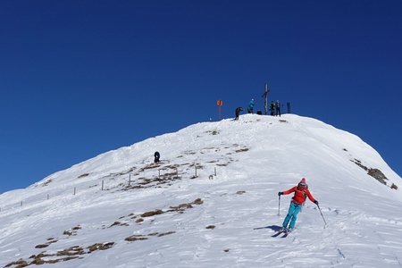 Naviser Kreuzjöchl (2536m) von Navis durch das lange Tal