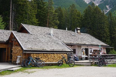 Reitherjoch Alm von der Talstation der Rosshüttenbahn