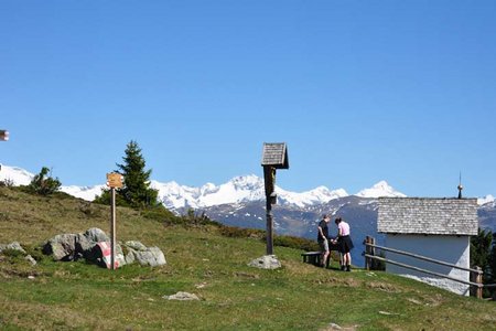 Astjoch-Campillberg  (2194/2190 m) vom Parkplatz Schwaiger Böden