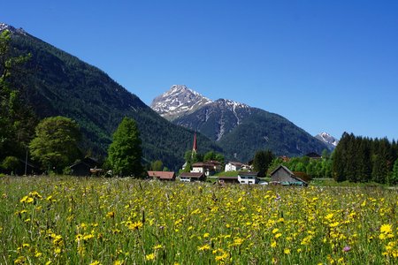 Sommerfrische im Wanderparadies Tirol tanken 