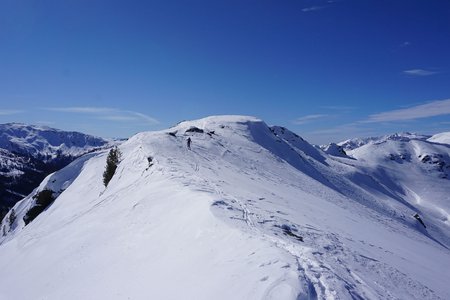 Durnholzer Joch & Schönjöchl Rundtour von Pens