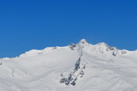 Großer Möseler (3480 m) vom Nevesstausee/Mautstelle