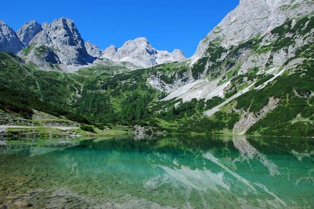 Seebensee (1657 m) von der Ehrwalder Almbahn