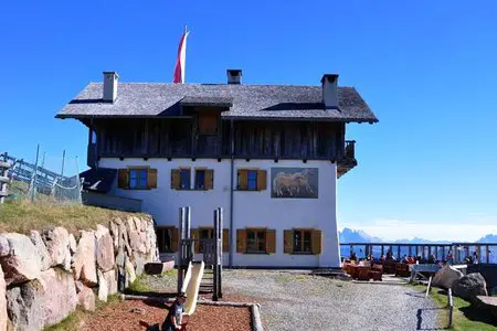 Stöffl Hütte, 2057 m - Villandereralm