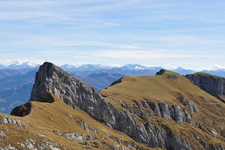 Sagzahn-Vorderes Sonnwendjoch (2228/2224 m) von der Erfurter Hütte