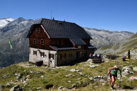 Kattowitzer Hütte (2320 m) vom Kölnbreinspeicher