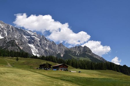 Vom Dientner Sattel nach Hinterthal