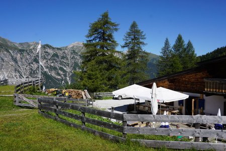 Trunahütte von der Bergeralm-Mittelstation