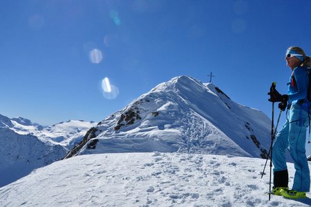 Schneespitze (2925 m) vom Knuttenparkplatz