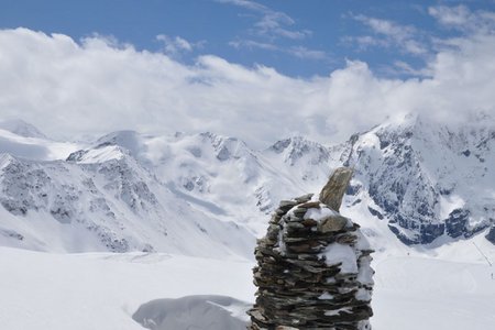 Hintere Schöntaufspitze (3325 m) von der Zufallhütte