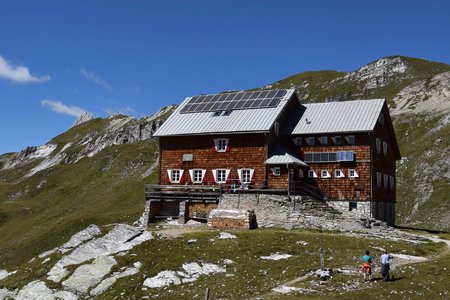 Neue Reichenberger Hütte (2586 m) von Ströden