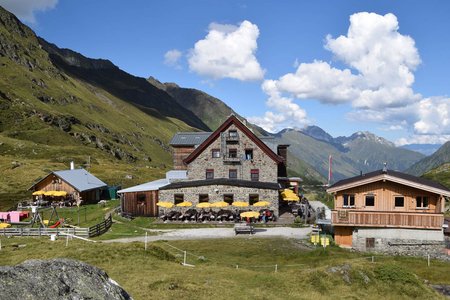 Tag 2: Starkenburger Hütte – Franz Senn Hütte