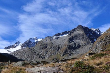 Aperer Turm (2986 m) von der Franz Senn Hütte