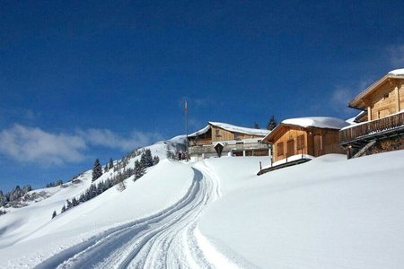 Bernhardseckhütte (1812 m) von Elbigenalp