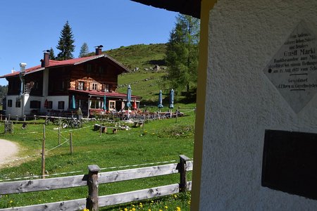 Kaindlhütte (1316 m) vom Brentenjoch