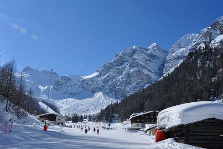 Kreuzjoch und Sennjoch (2135/2240 m) von Fulpmes